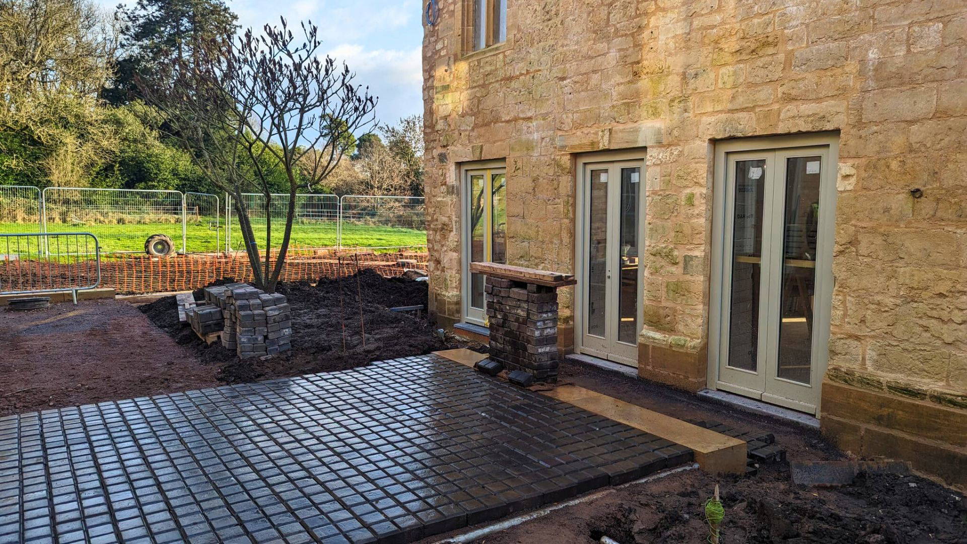 dorset-cottages-garden-installation