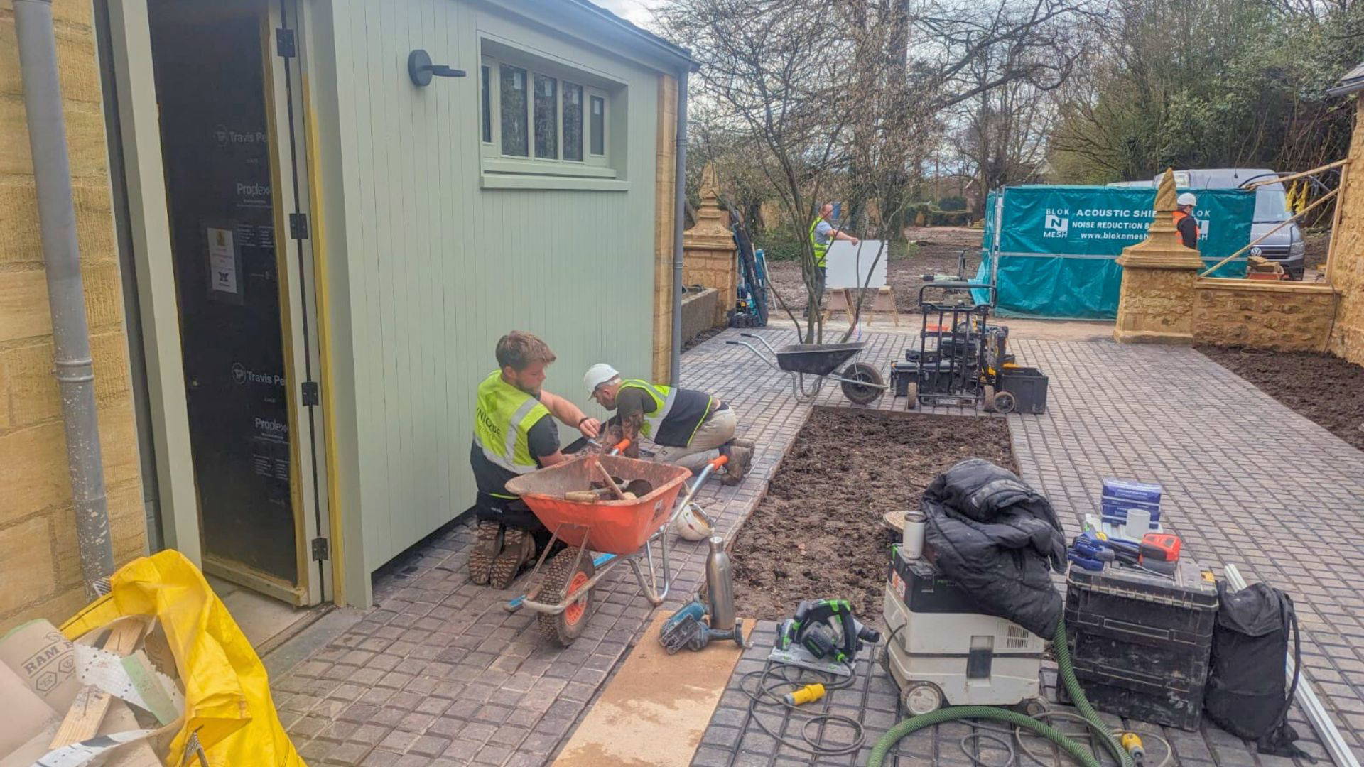 dorset-cottages-garden-installation